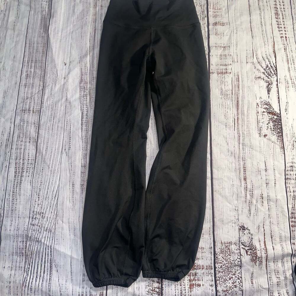 Offline by Aerie Cinch Pant Size S Black The Hugger